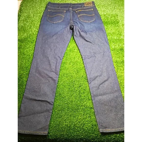 Lee Men's Legendary Denim Jeans - Classic 5-Pocket Design - Picture 7 of 8